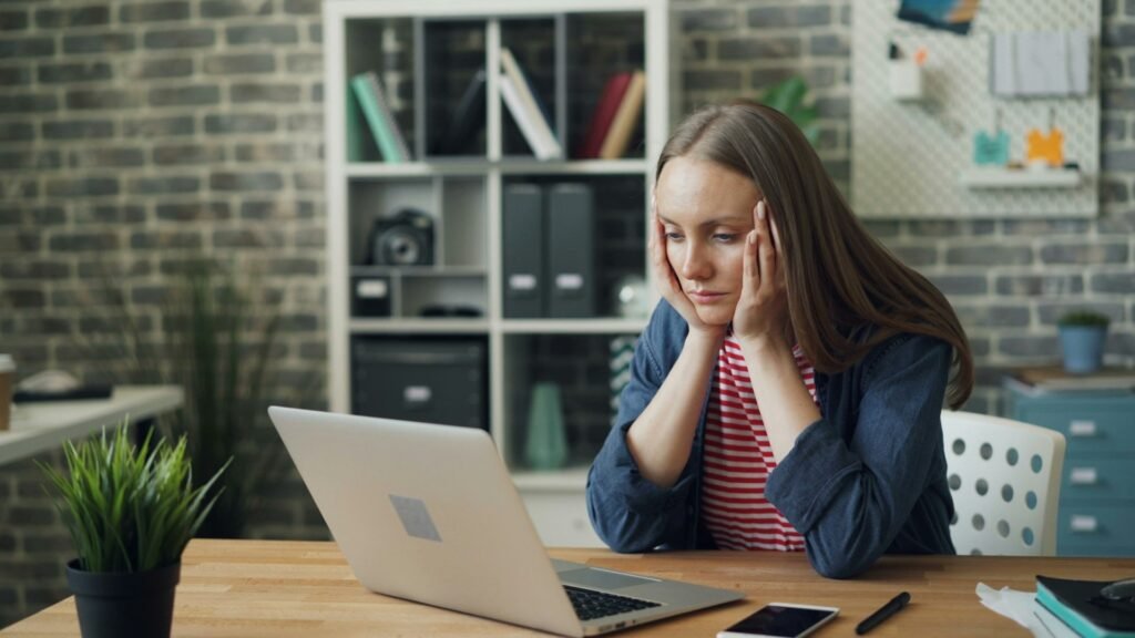 Freelancer following up on an unpaid invoice with a polite reminder email